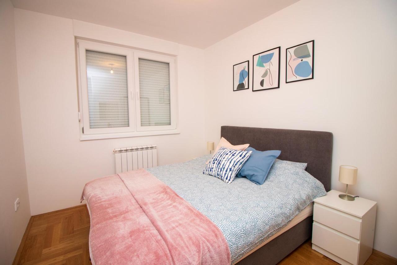 Apartment M&a Apartment-easy Airport Lukavica
